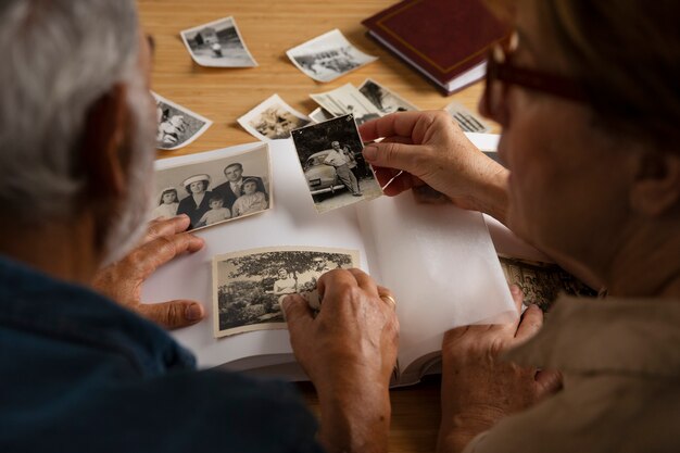 Tajemnice kolekcjonowania starych fotografii: historia zamknięta w kadrze